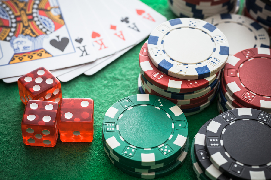 How to Play Online 바카라사이트 (baccarat site)and Get the most out of your money!